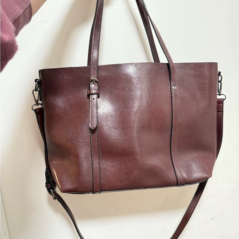 Brown Leather Tote Bag with Adjustable Strap